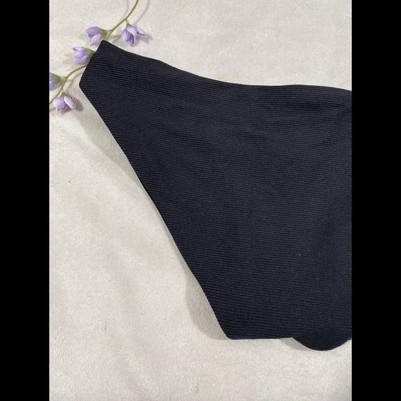NWT‎ $58 Becca Loreto Ribbed Black Bikini Bottoms. SZ Medium - Picture 9 of 10